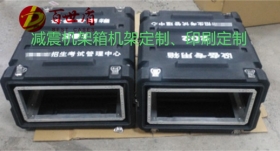 <

{$item[title]}>