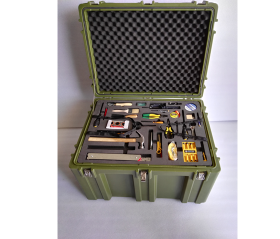 <

{$item[title]}>