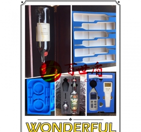 <

{$item[title]}>