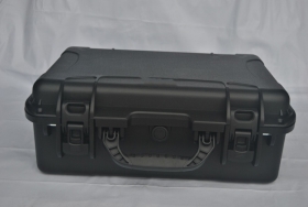 <

{$item[title]}>